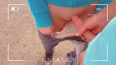 Реальный общественный секс. Сперма в трусики